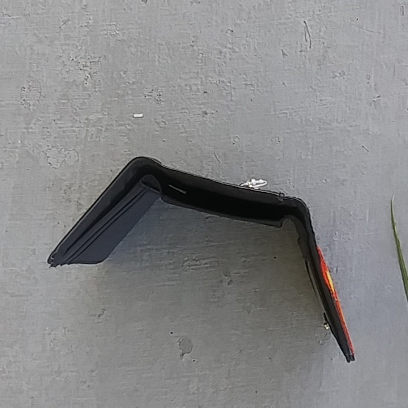 Wallet - Picture 5 of 5